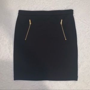 Michael Kors,Women Black Skirt Size L.
